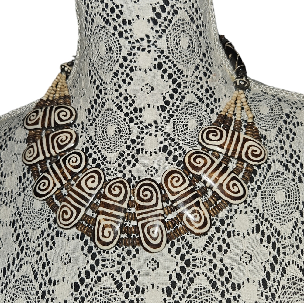 African necklace